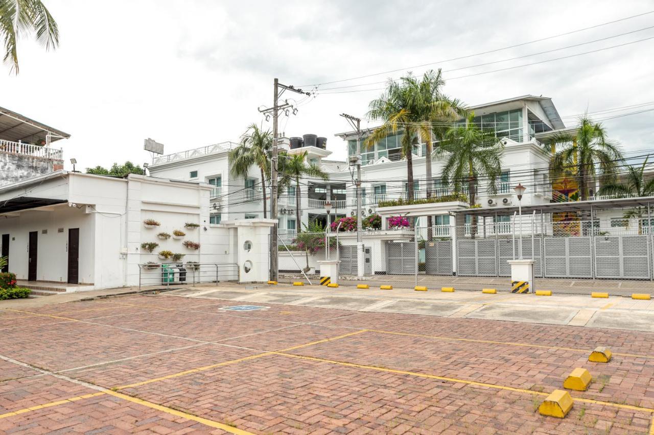 Hotel Manantial Melgar Buitenkant foto