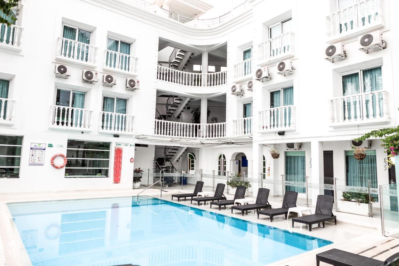 Hotel Manantial Melgar Buitenkant foto