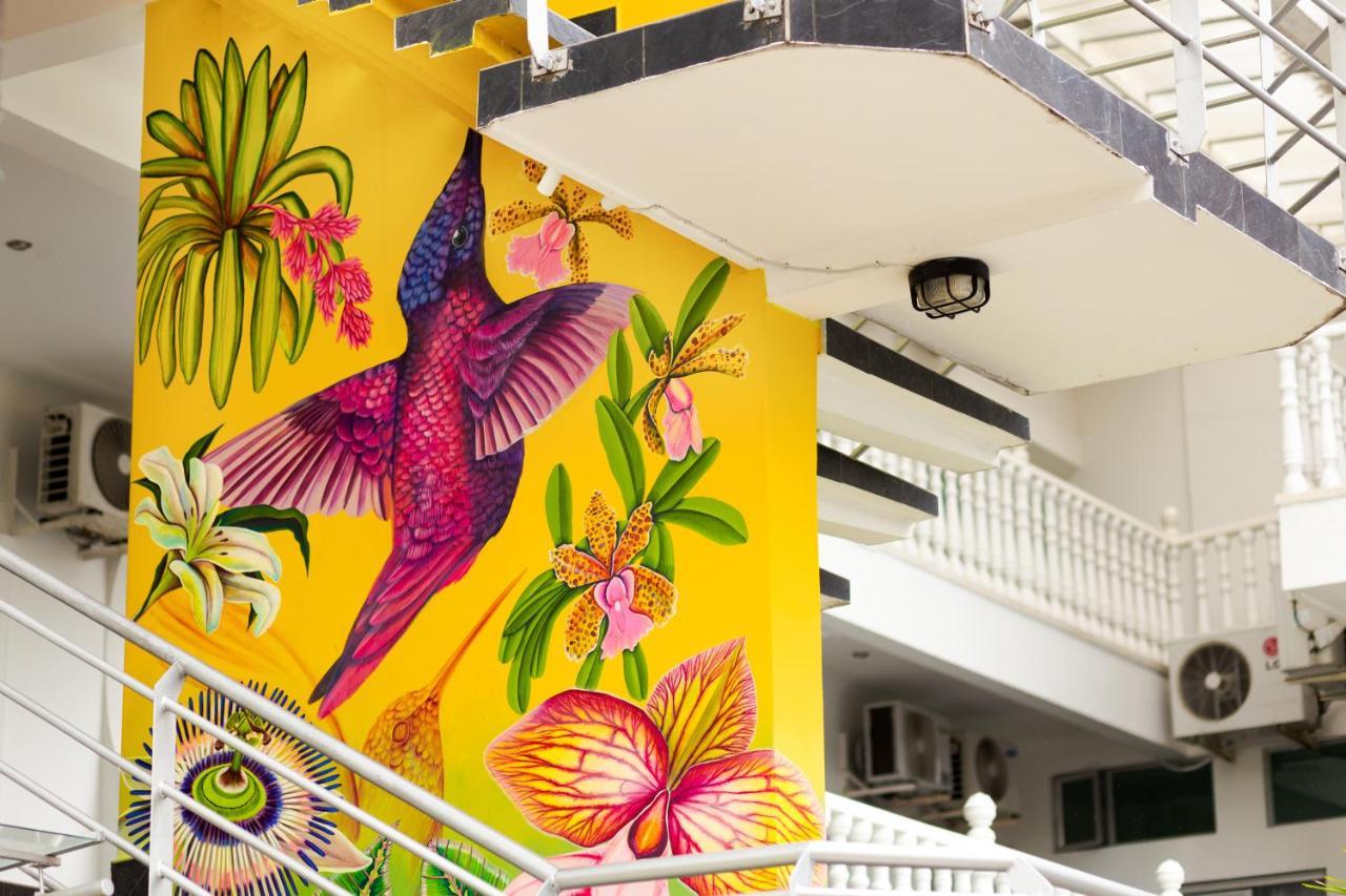 Hotel Manantial Melgar Buitenkant foto